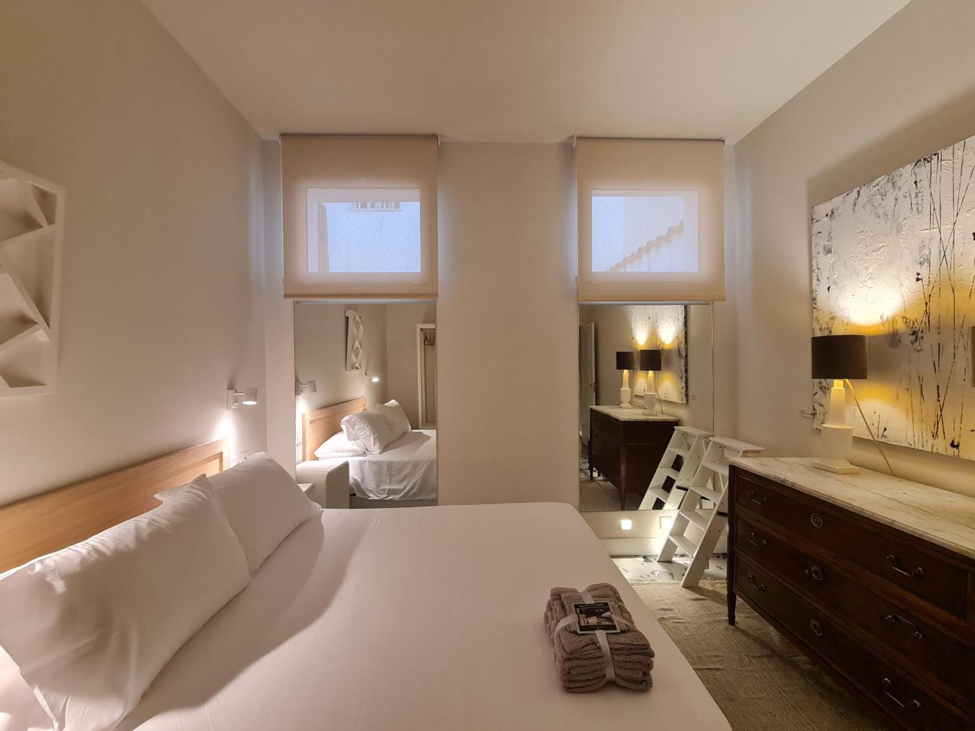 City Center Madrid Apartment With 2 Bedrooms Dış mekan fotoğraf